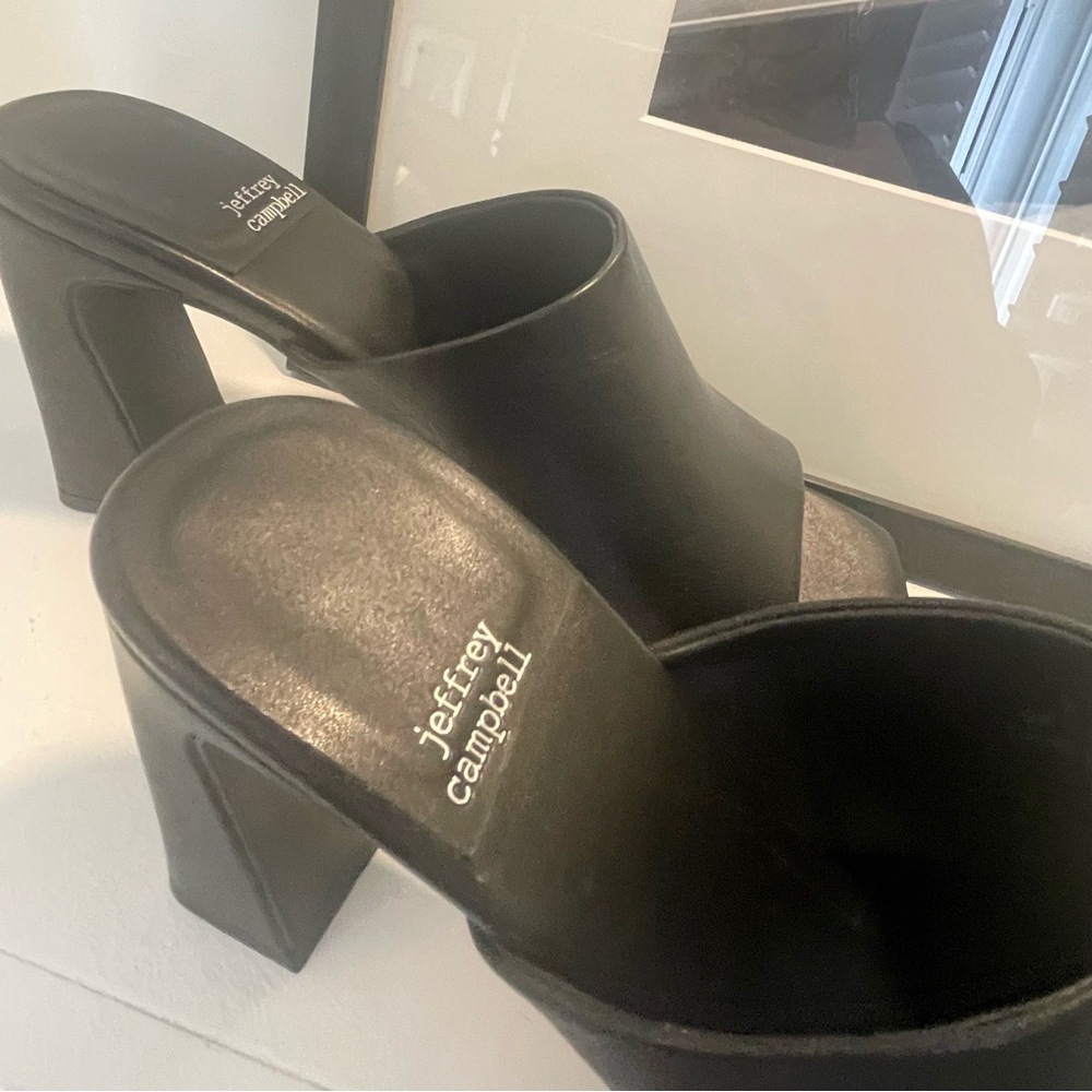 Brand New! Jeffery Campbell Platform Mule, Size 9 - Picture 9 of 11